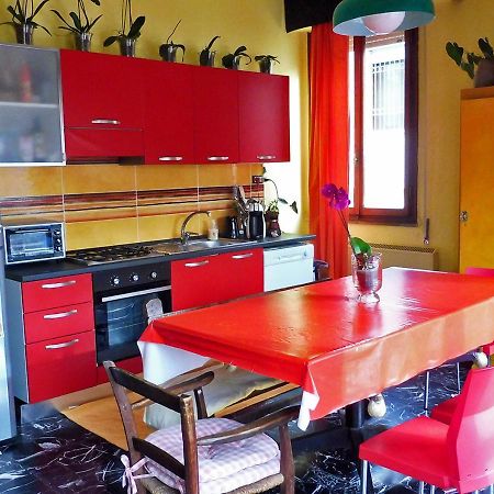 ヴィアレッジョ Casa La Rosa - Mare E Pineta - 2 Bici Incluseヴィラ エクステリア 写真