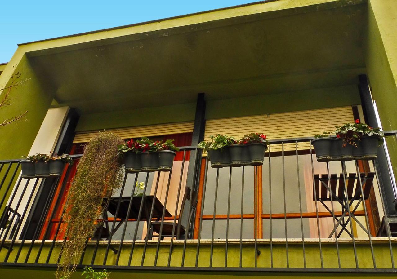 ヴィアレッジョ Casa La Rosa - Mare E Pineta - 2 Bici Incluseヴィラ エクステリア 写真